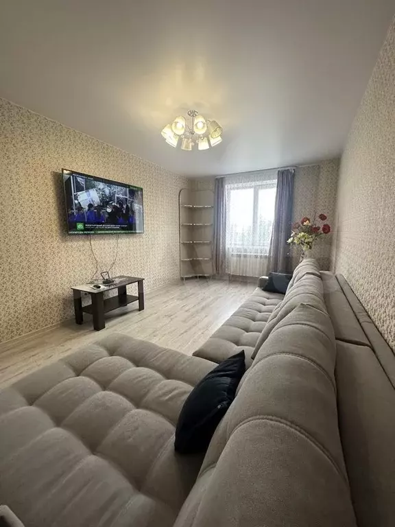 2-к. квартира, 70 м, 5/18 эт. - Фото 0