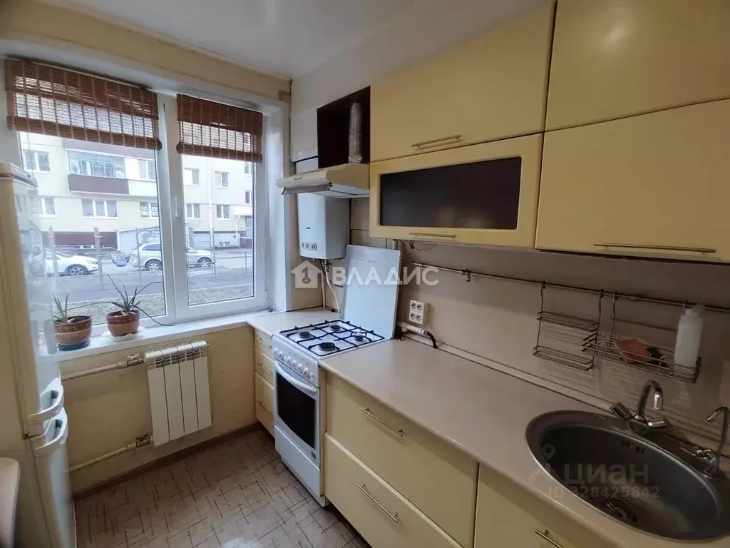 2-к кв. Белгородская область, Белгород ул. 5 Августа, 30 (43.9 м) - Фото 1