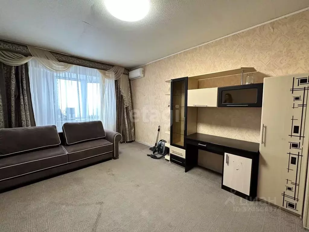 1-к кв. Ямало-Ненецкий АО, Новый Уренгой Сибирская ул., 17А (39.0 м) - Фото 1