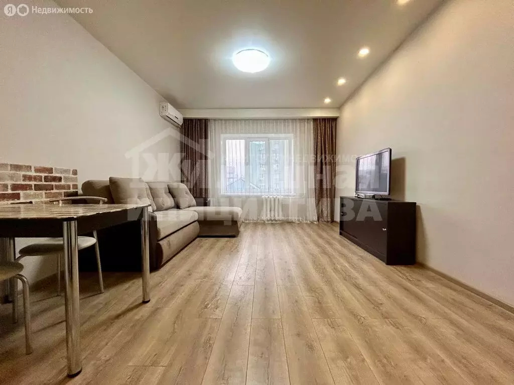 1-комнатная квартира: Уфа, улица Гоголя, 79 (47.6 м) - Фото 2