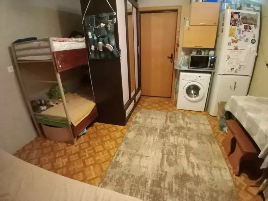 Комната Нижегородская область, Нижний Новгород ул. Юлиуса Фучика, 5 ... - Фото 0
