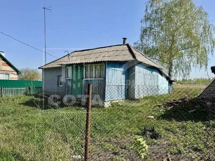 Дом в Воронежская область, Семилукский район, Губаревское с/пос, с. ... - Фото 0