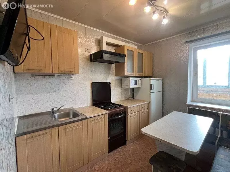 3-комнатная квартира: Рощино, улица Шалавина, 48 (60 м) - Фото 1