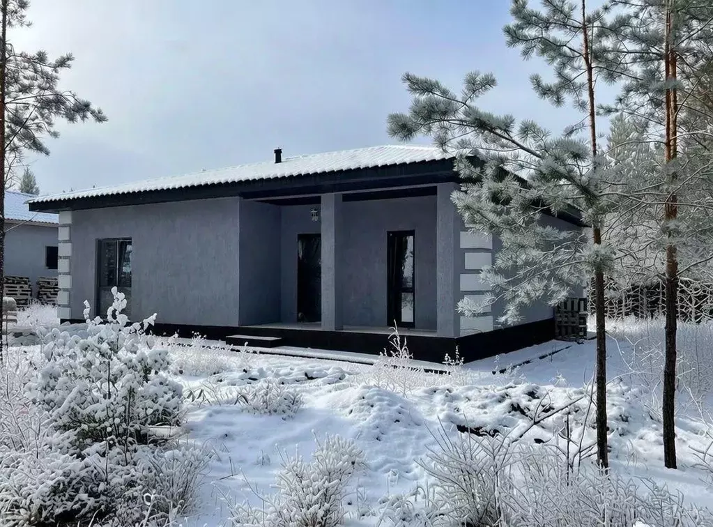 Дом в Свердловская область, Сысертский муниципальный округ, пос. ... - Фото 1