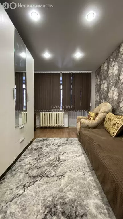 3-комнатная квартира: Волгоград, улица 64-й Армии, 121 (56.1 м) - Фото 1