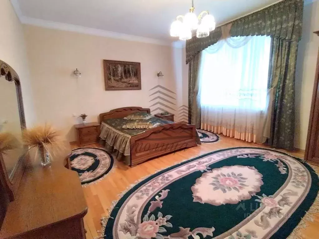 Коттедж в Белгородская область, Старооскольский городской округ, с. ... - Фото 1