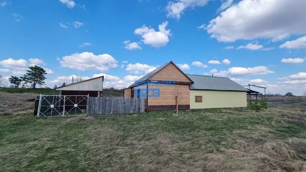 Дом в Алтайский край, Бийск ул. Светлоозерская (32 м) - Фото 0