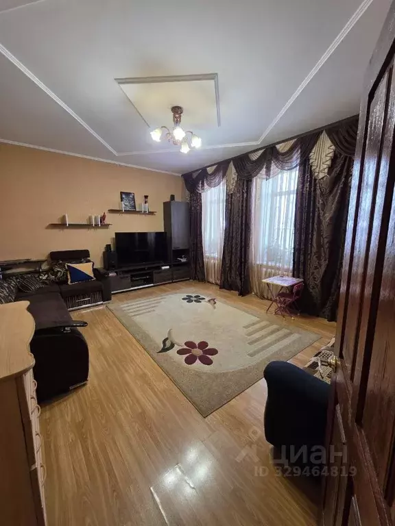 Дом в Самарская область, Самара Кустанайская ул., 70 (242 м) - Фото 1