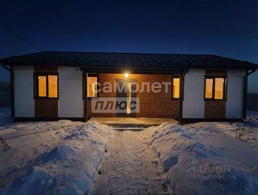 Дом в Московская область, Наро-Фоминский городской округ, д. ... - Фото 1