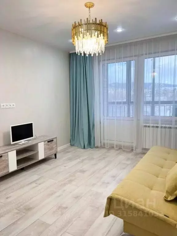 1-к кв. Бурятия, Улан-Удэ просп. 50-летия Октября, 2/1 (40.0 м) - Фото 0