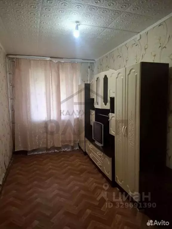Комната Калужская область, Калуга ул. Веры Андриановой, 26 (10.0 м) - Фото 2