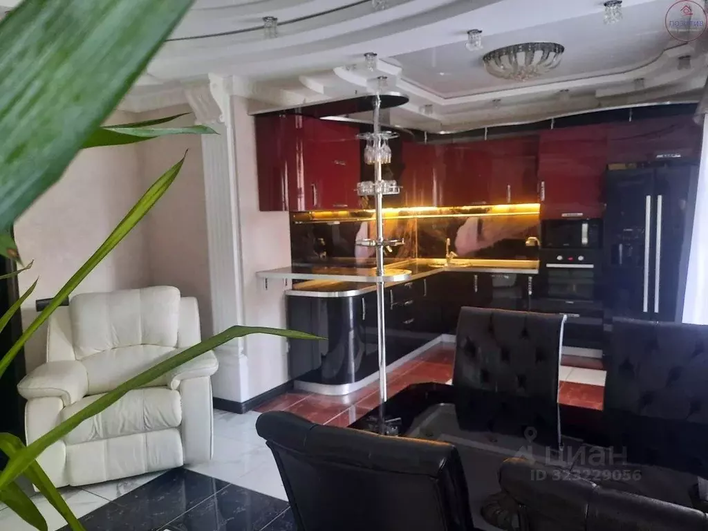 3-к кв. Ярославская область, Ярославль ул. Свердлова, 102к2 (116.7 м) - Фото 1