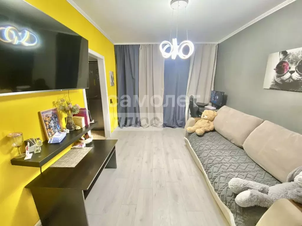 3-к кв. Ямало-Ненецкий АО, Ноябрьск ул. Владимира Высоцкого, 30 (65.5 ... - Фото 1