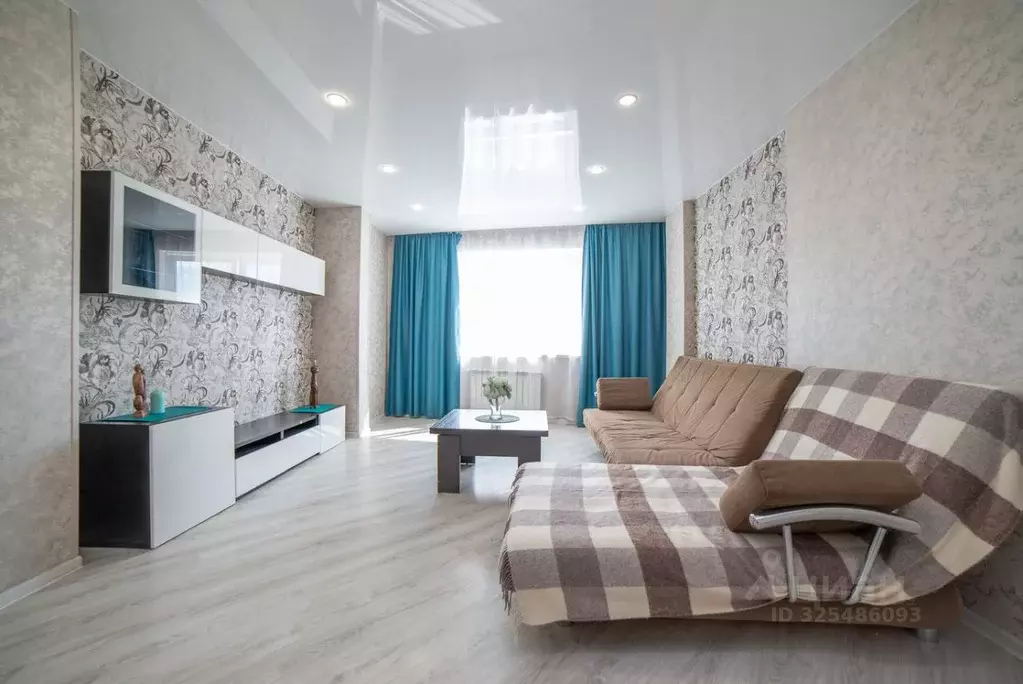 2-к кв. Свердловская область, Екатеринбург ул. Юлиуса Фучика, 9 (81.2 ... - Фото 1