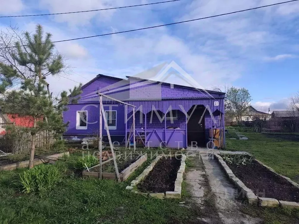 Дом в Саратовская область, с. Сторожевка ул. Компрессорная, 27 (85 м) - Фото 1