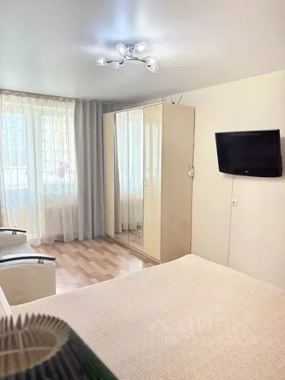 1-к кв. Татарстан, Набережные Челны ул. Нур Баян, 1 (40.0 м) - Фото 1