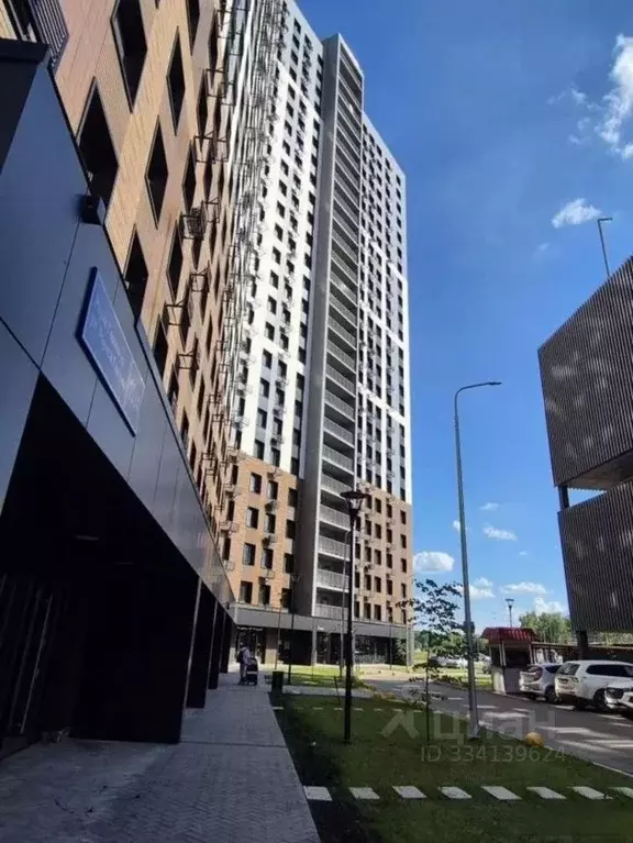 1-к кв. Татарстан, Казань ул. Рауиса Гареева, 103А (33.0 м) - Фото 1