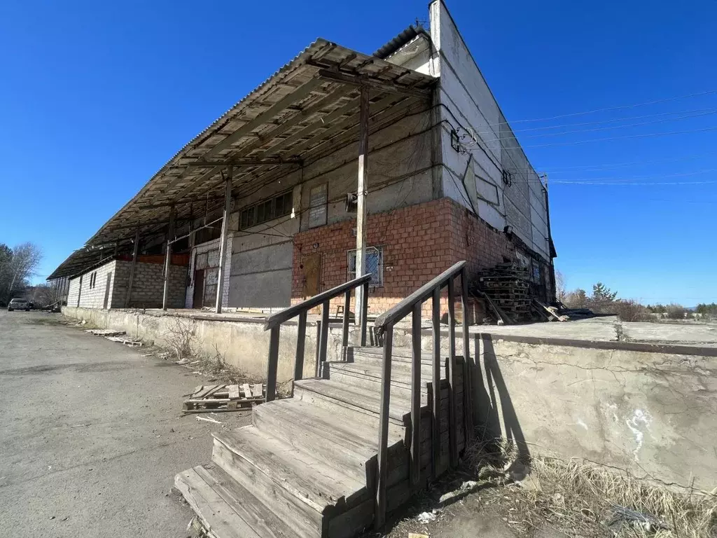 Склад в Иркутская область, Братск Гидростроитель жилрайон, ул. ... - Фото 1
