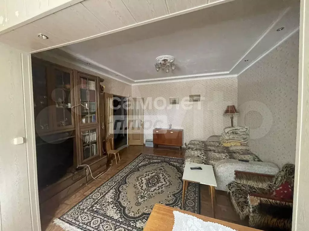 2-к. квартира, 52,9 м, 1/9 эт. - Фото 0
