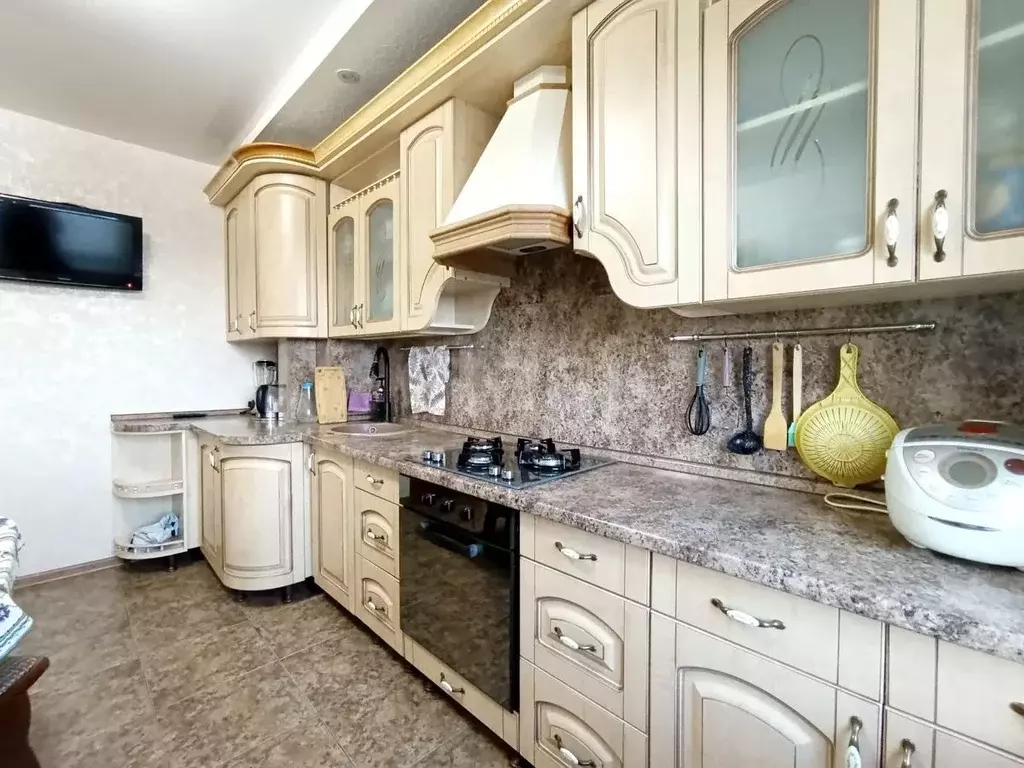 3-к кв. Смоленская область, Вязьма ул. Полины Осипенко, 27 (62.6 м) - Фото 2