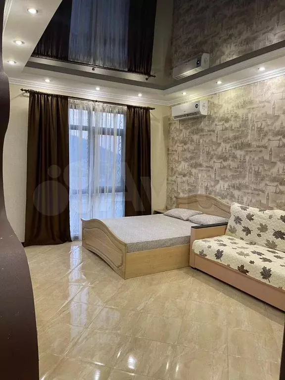 Комната 42 м в 1-к., 3/3 эт. - Фото 1
