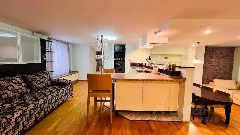 3-к кв. Тамбовская область, Тамбов Советская ул., 123 (139.3 м) - Фото 1