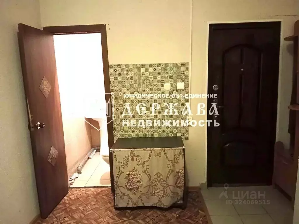 Студия Кемеровская область, Топки Советская ул., 56 (15.0 м) - Фото 2