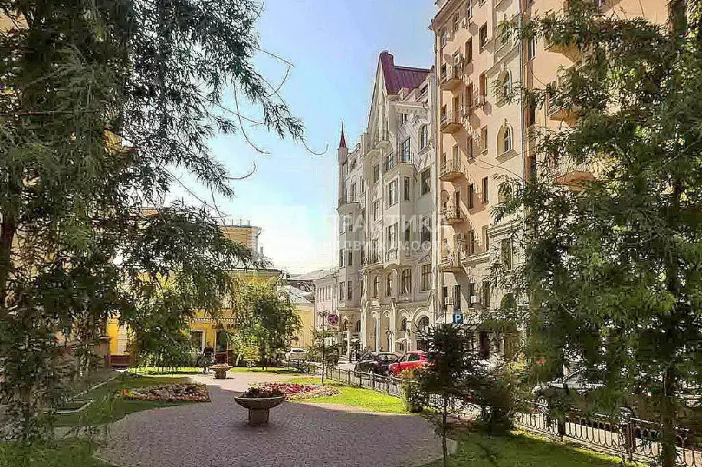 Продается 4-комнатная квартира - Фото 1