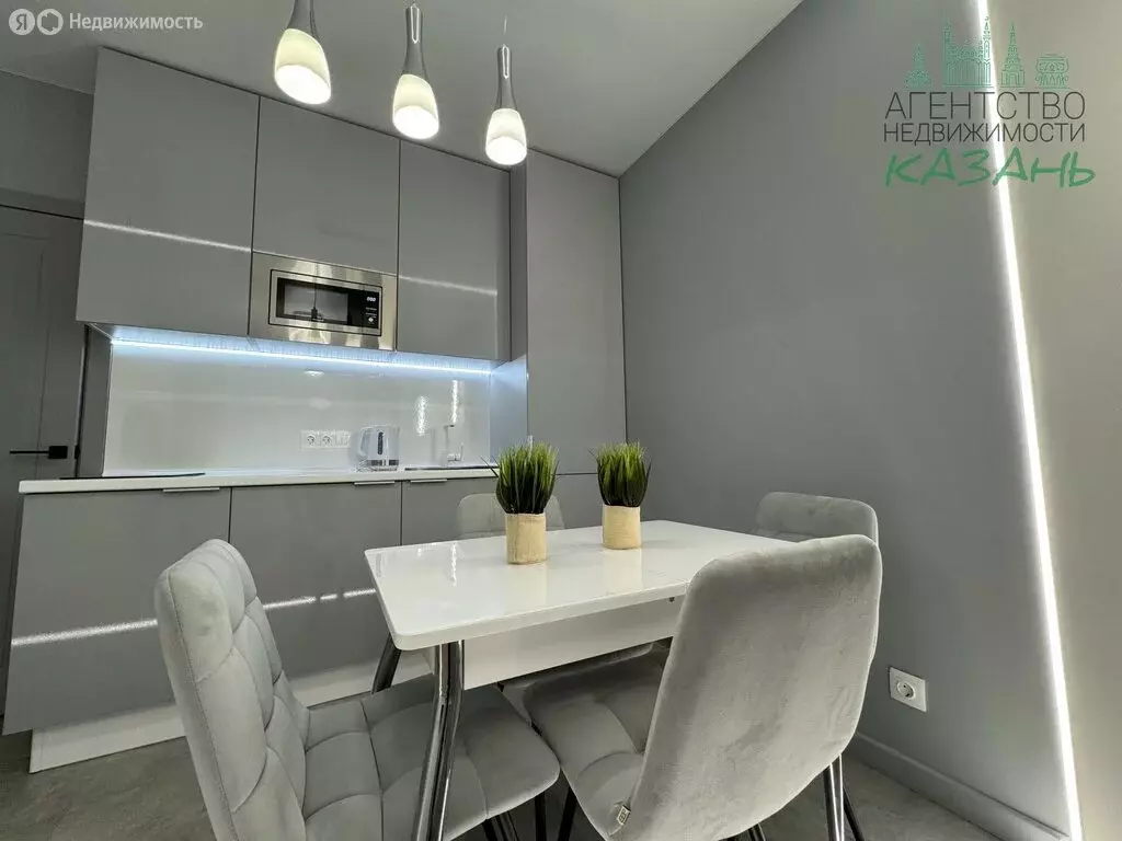Квартира-студия: Казань, улица Петра Полушкина, 4 (46 м) - Фото 2