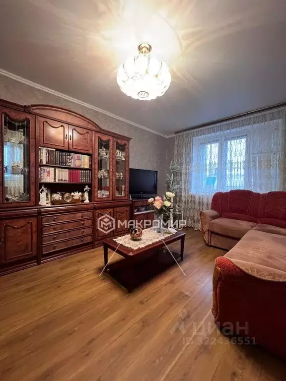 2-к кв. Орловская область, Орел ул. Емлютина, 14 (61.2 м) - Фото 1