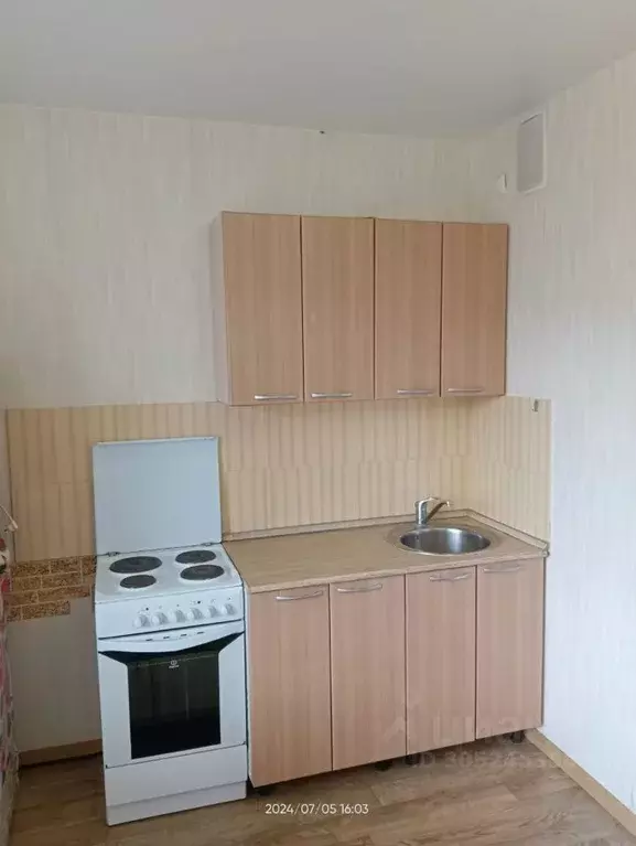 Студия Челябинская область, Челябинск ул. Сулимова, 51Б (28.0 м) - Фото 1