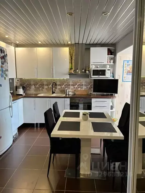 2-к кв. Карелия, Сортавала ул. Дружбы Народов, 17 (48.0 м) - Фото 1