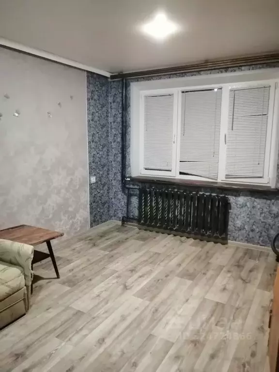 1-к кв. Саратовская область, Энгельс просп. Строителей, 13 (30.0 м) - Фото 1