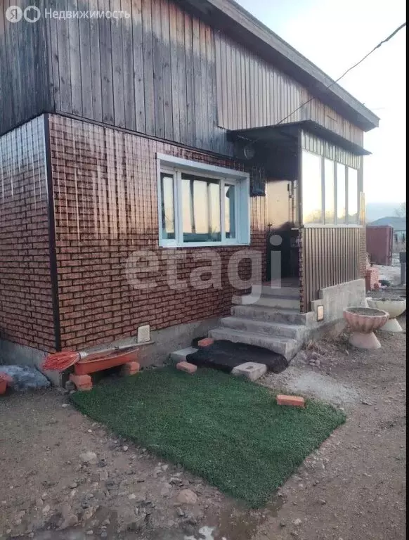 Дом в посёлок городского типа Новокручининский, Луговая улица (30 м) - Фото 1