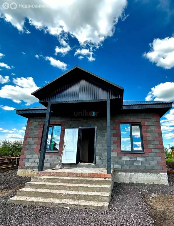 Дом в Иглино, улица Терешковой, 9 (100 м) - Фото 1