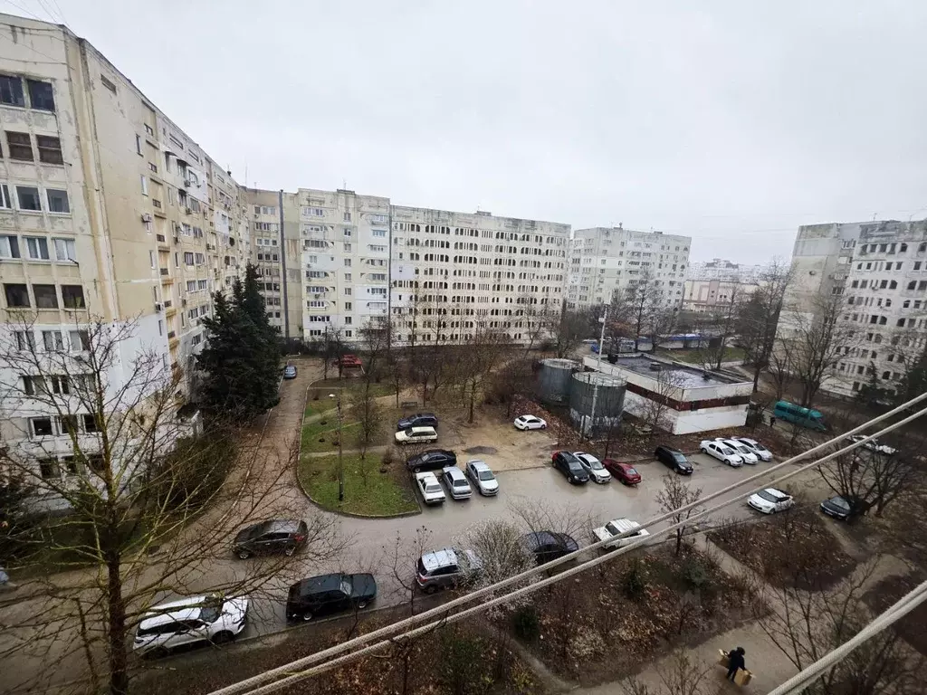 2-к кв. Севастополь просп. Октябрьской Революции, 22/5 (61.6 м) - Фото 1