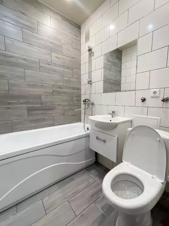 2-к кв. Кировская область, Киров Троллейбусный пер., 5А (32.0 м) - Фото 2