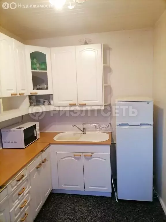 3-комнатная квартира: Мурманск, улица Беринга, 11 (59.3 м) - Фото 2