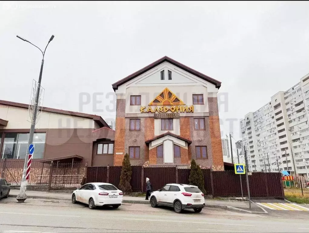 Помещение свободного назначения (1060 м) - Фото 1