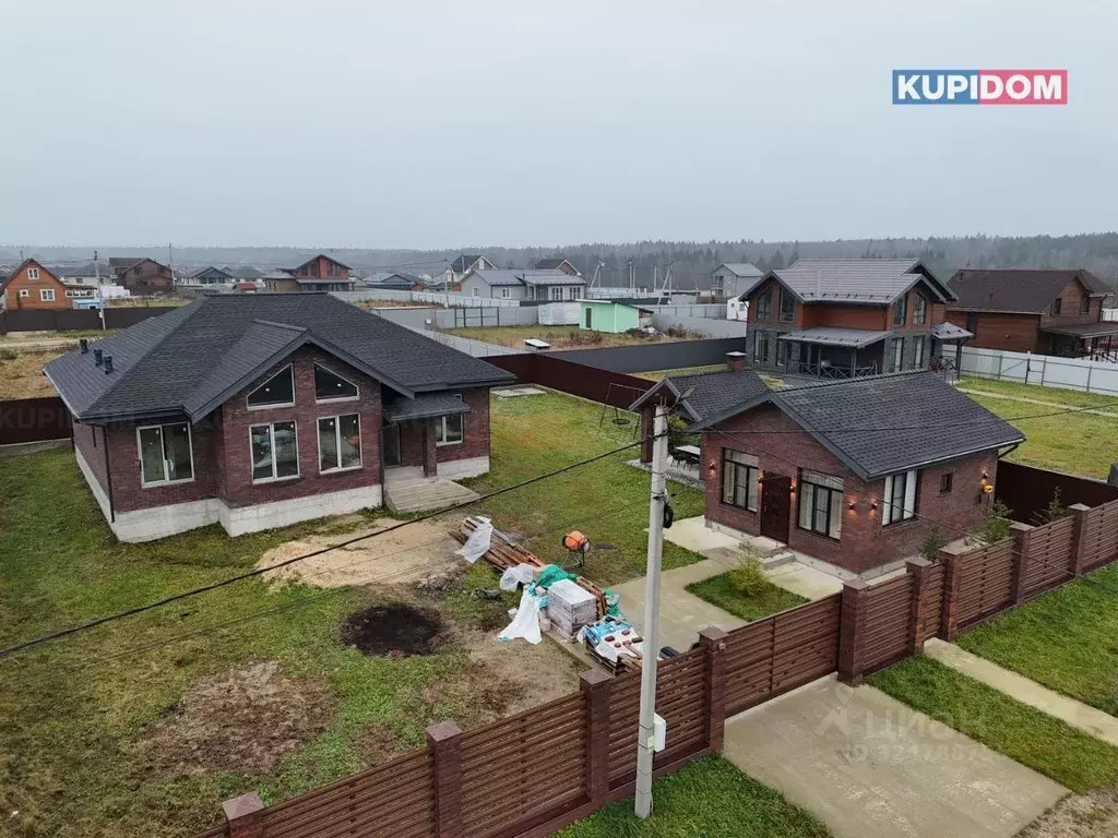 Дом в Калужская область, Жуковский муниципальный округ, Истье с/пос, ... - Фото 1