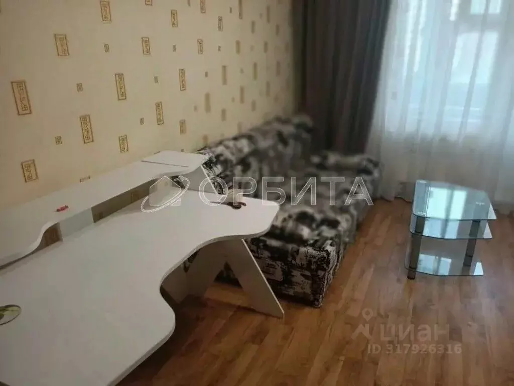 1-к кв. Тюменская область, Тюмень Широтная ул., 136к7 (37.5 м) - Фото 0