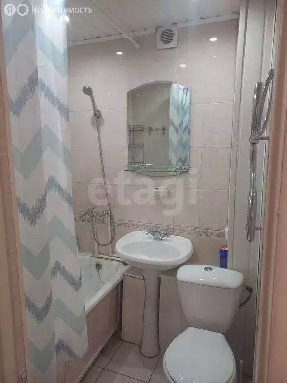 3-комнатная квартира: Улан-Удэ, улица Бабушкина, 23 (56.5 м) - Фото 2