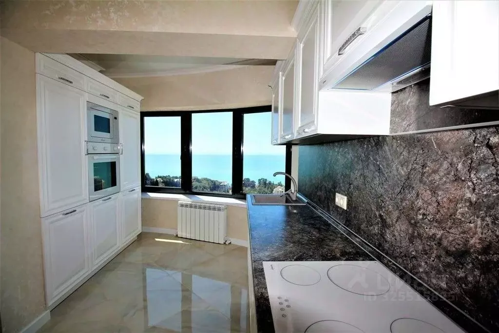 3-к кв. Краснодарский край, Сочи Новый Сочи мкр, ул. Пирогова, 30 ... - Фото 1