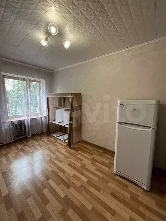 Комната 10,5 м в 6-к., 2/5 эт. - Фото 1