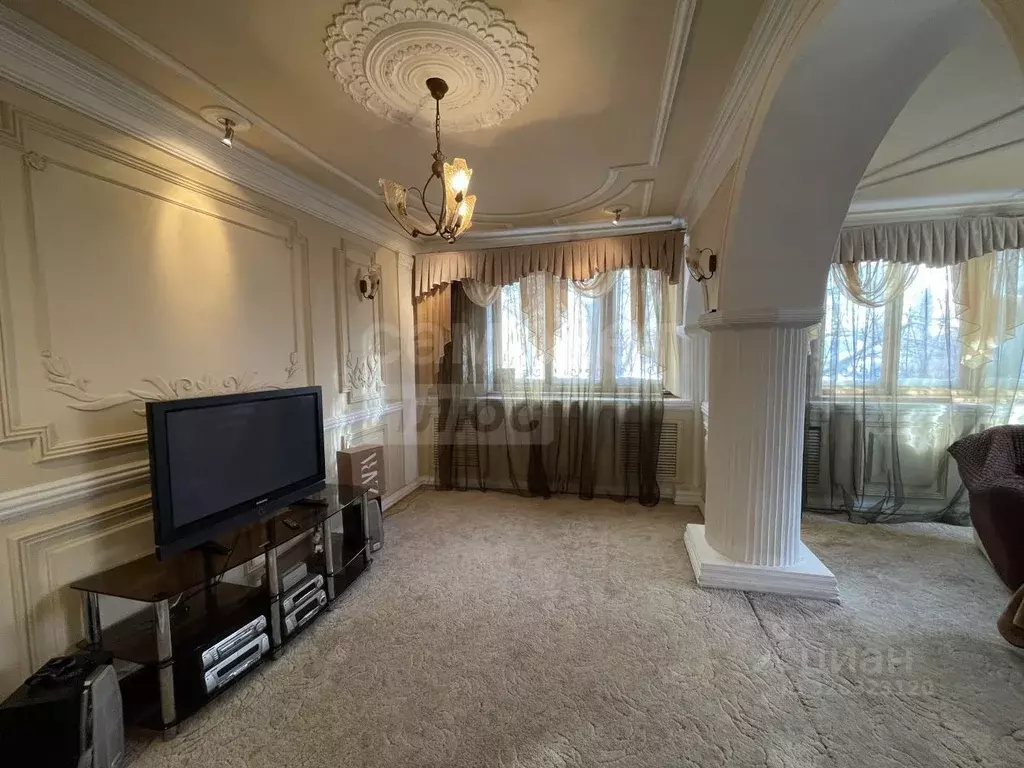 Дом в Оренбургская область, Оренбург Полигонная ул., 19 (148 м) - Фото 1