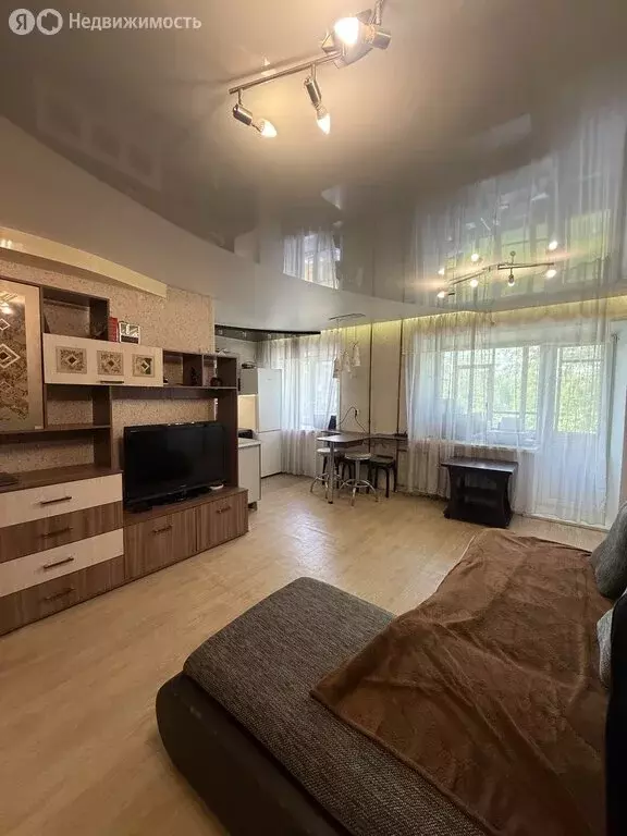 2-комнатная квартира: Братск, улица Макаренко, 4 (42.5 м) - Фото 1