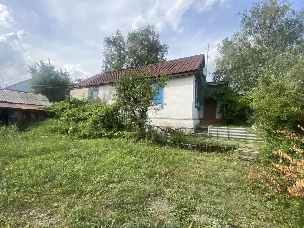 Дом в Саратовская область, Саратов Клиническая ул., 39 (34 м) - Фото 0