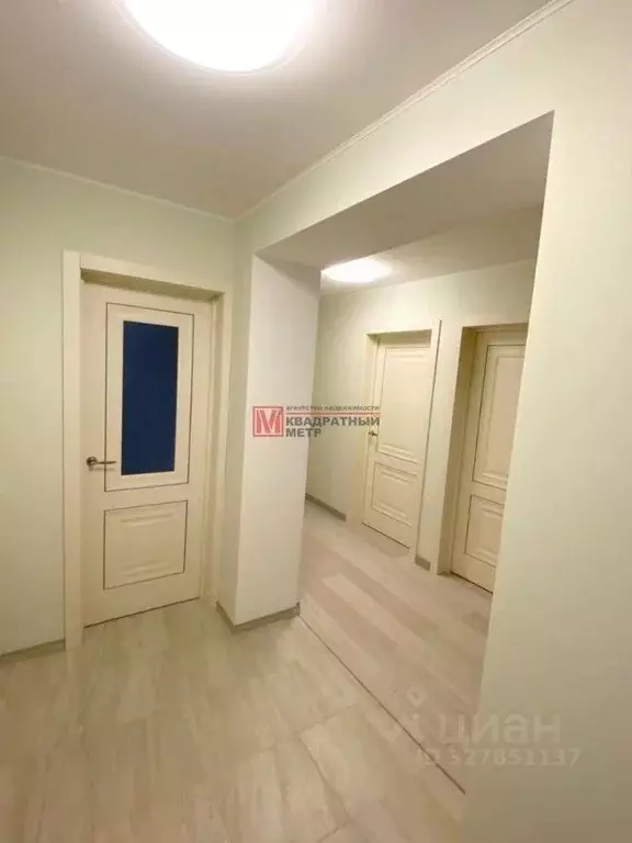 3-к кв. Белгородская область, Старый Оскол Дубрава мкр, 1 кв-л, 11 ... - Фото 1