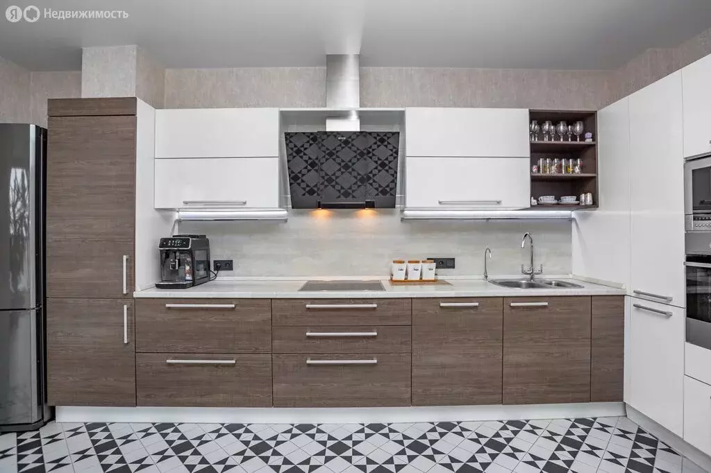 2-комнатная квартира: Владивосток, улица Крыгина, 40 (64 м) - Фото 1