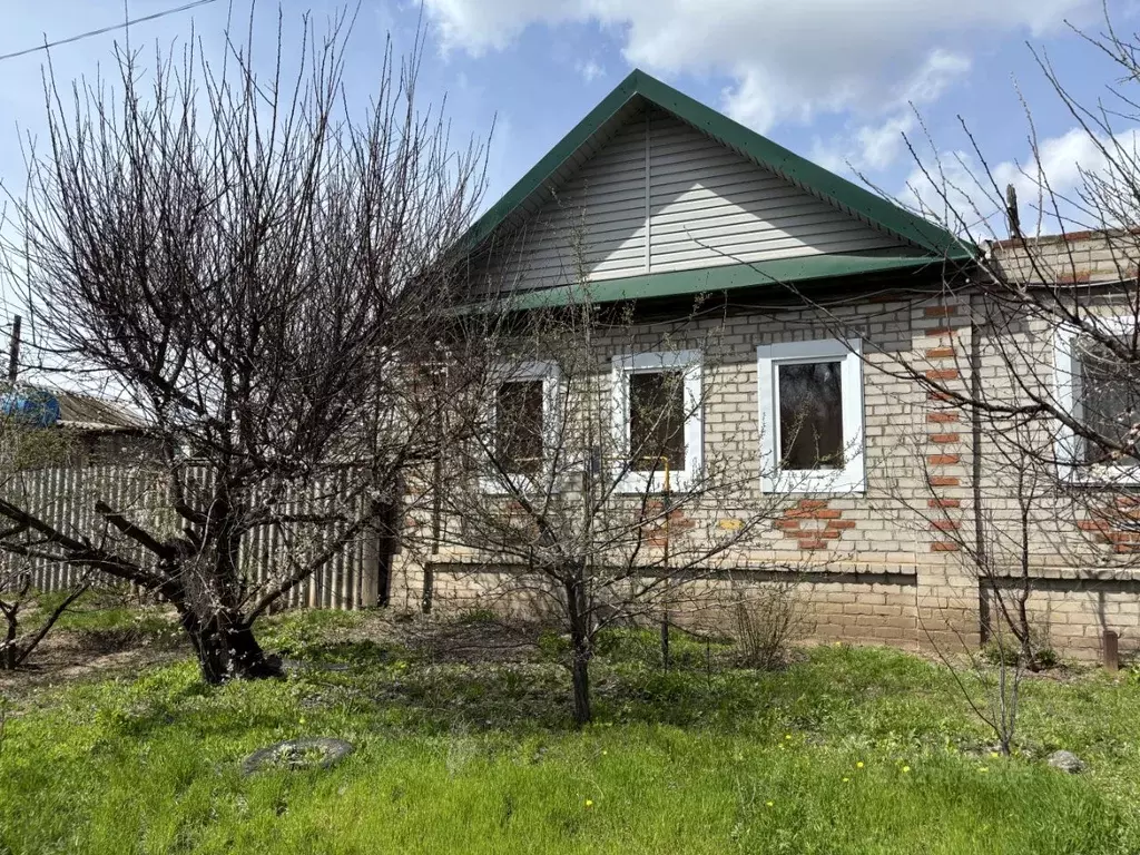 Дом в Волгоградская область, Краснослободск Среднеахтубинский район, ... - Фото 1
